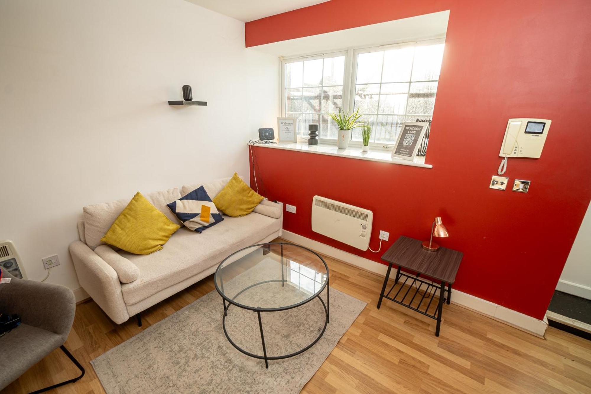 Cozy And Modern 2-Bed Apartment สวอนซี ภายนอก รูปภาพ